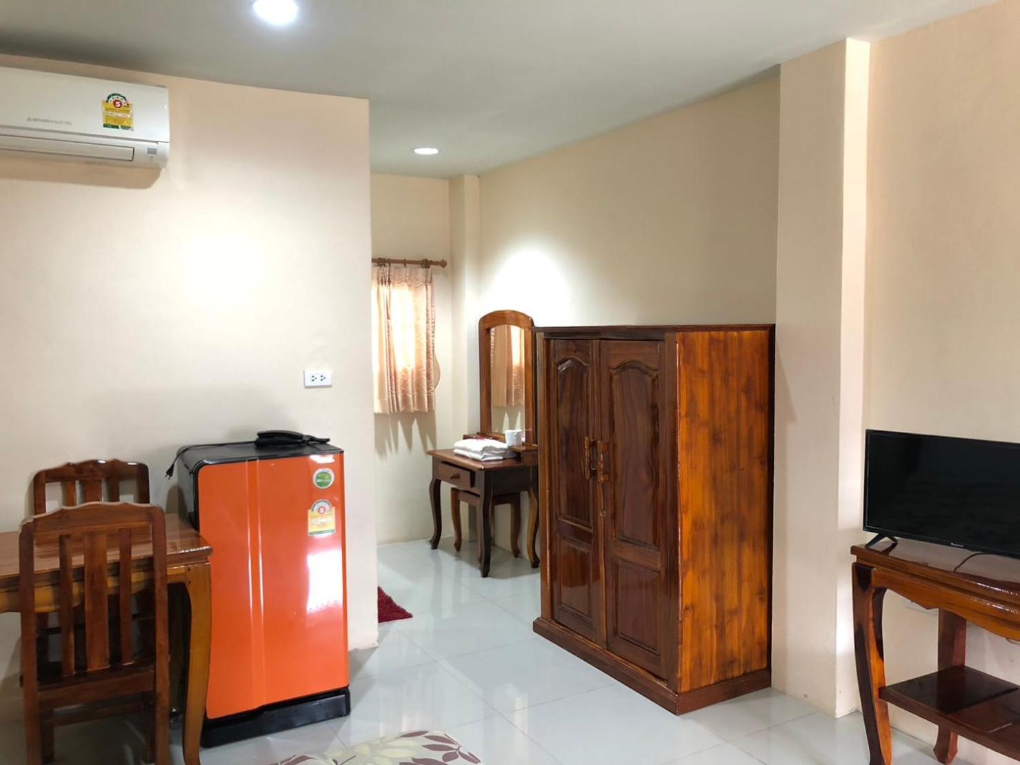 Ratchaphruek Resort Lopburi Ngoại thất bức ảnh