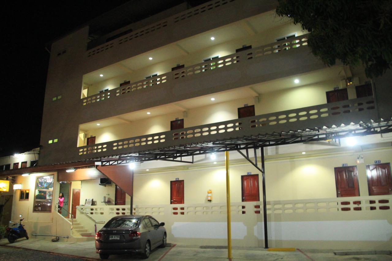 Ratchaphruek Resort Lopburi Ngoại thất bức ảnh